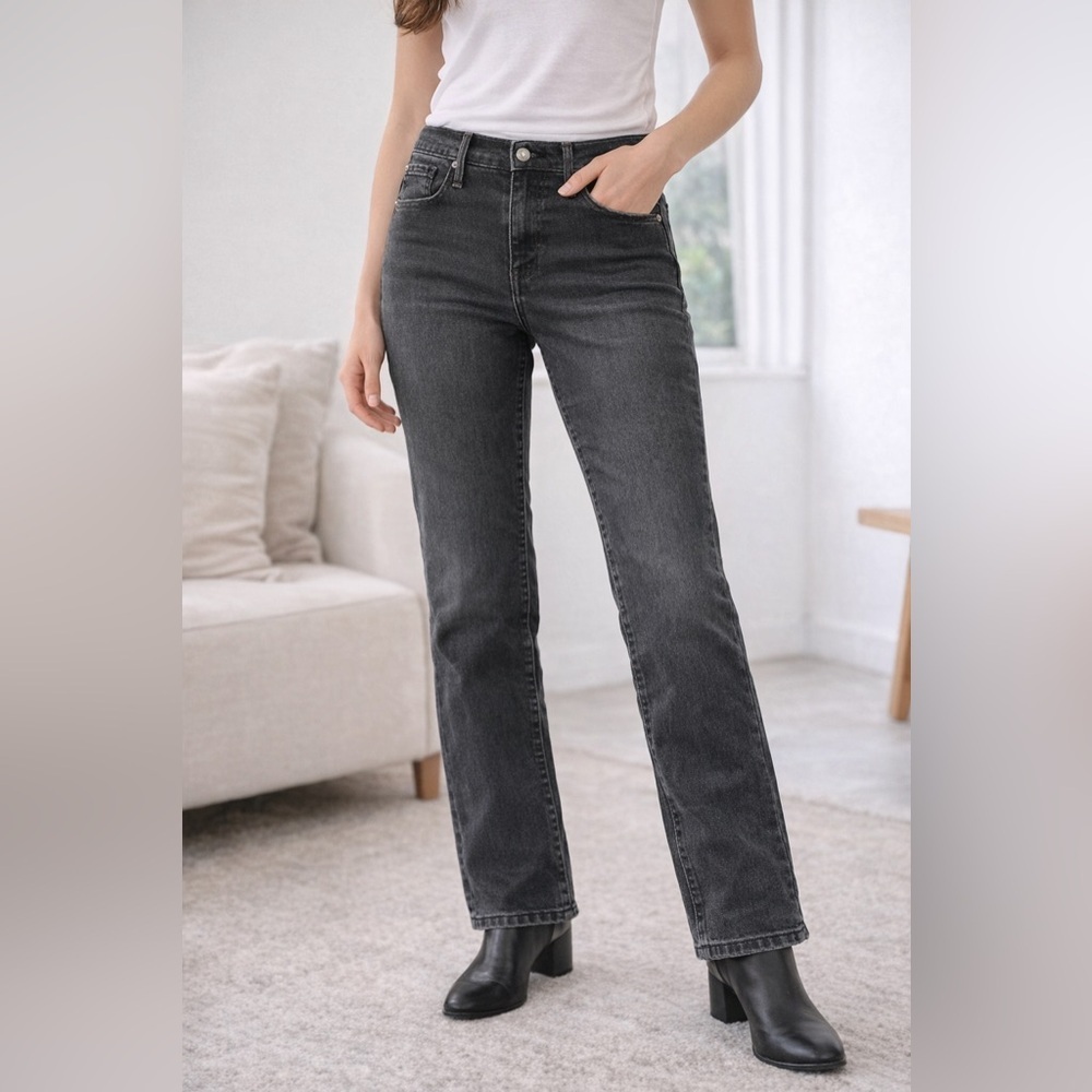 Levi’s 505 Straight Jeans Women’s W33 L30 Black Mid Rise Denim Classic